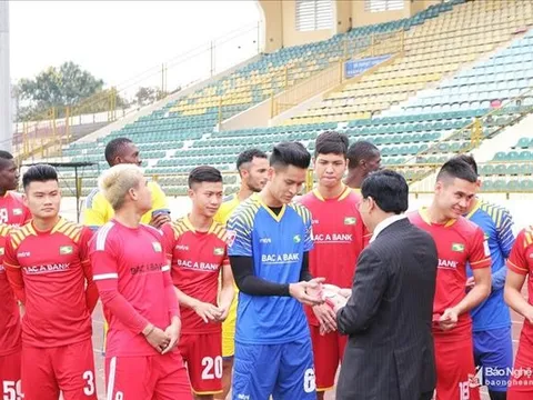Nhiều CLB hội quân chuẩn bị cho V.League 2018