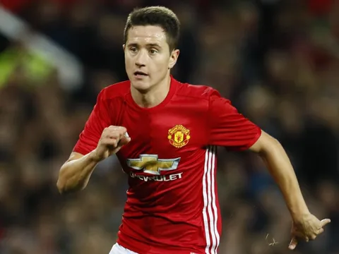 Nhìn Ander Herrera đá thế này, Man United có lo lắng?