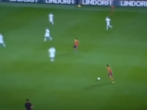 Nhìn lại màn trình diễn của Fàbregas khi còn chơi cho Barcelona