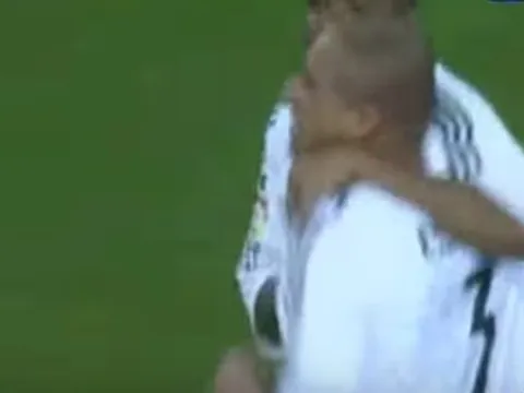 Những cú sút có uy lực khủng khiếp của Roberto Carlos