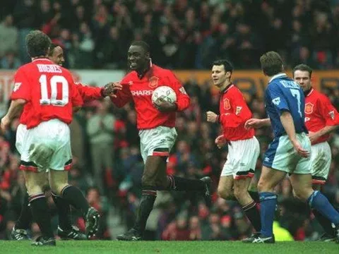 Những kỷ lục ai cũng sợ ở Ngoại hạng Anh (Phần 1): Hung thần Man United