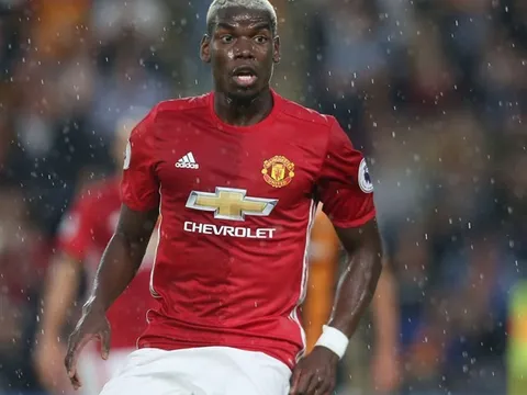 Những ngôi sao Man Utd từng được thuyền trưởng Wigan dìu dắt