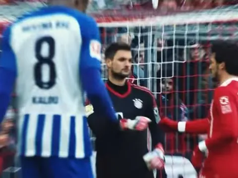 Những pha cứu thua đẹp nhất tháng tại Bundesliga