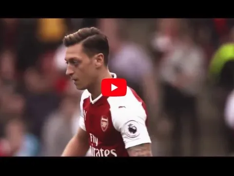 Những pha giật gót điệu nghệ của Mesut Ozil
