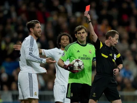 Những thẻ đỏ điên rồ của Ramos