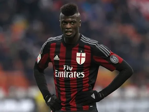 Góc AC Milan: Dấu chấm hết cho M’Baye Niang?