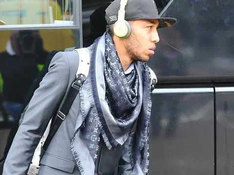 CẬP NHẬT vụ Aubameyang: Cầu thủ đã đến Arsenal kiểm tra y tế