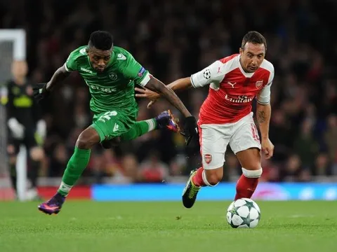 NÓNG: Cazorla nghỉ hết mùa, fan Arsenal chỉ biết khóc than