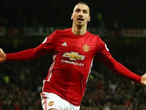 Nóng: Đả bại sao Liverpool, Ibrahimovic được vinh danh