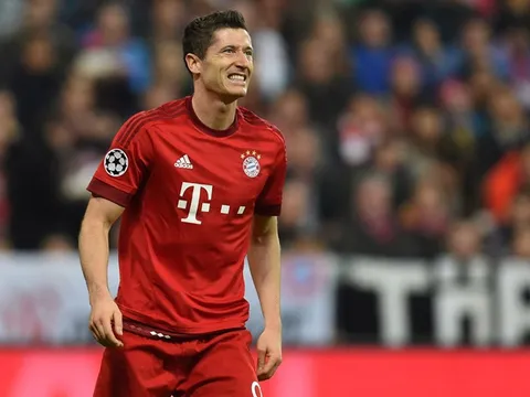 Nóng: Đại diện xác nhận Trung Quốc đang lôi kéo Lewandowski