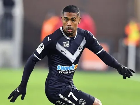 NÓNG: Malcom từ chối đại gia Anh, cập bến Bayern Munich