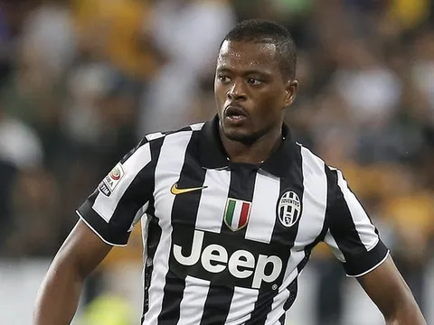Nóng: Marseille XÁC NHẬN đã có Evra