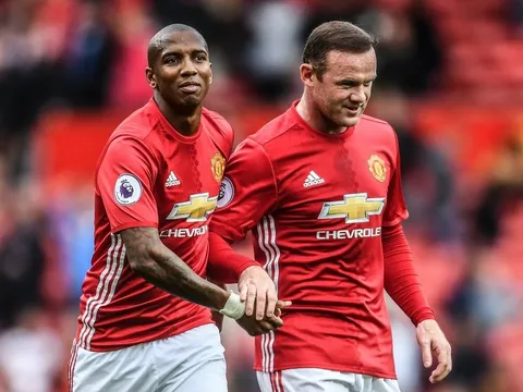 Nóng: Mourinho xác nhận tương lai hai trụ cột