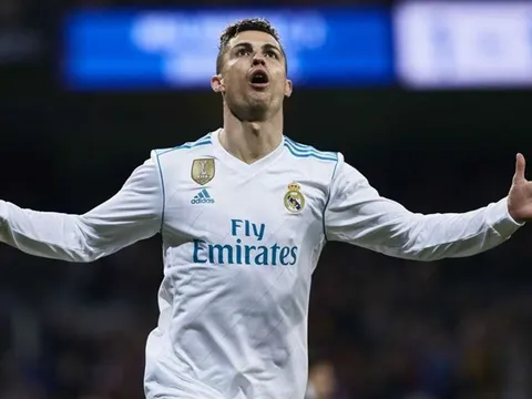 NÓNG: Quỷ đỏ được đại gia "chống lưng" vụ chiêu mộ Ronaldo