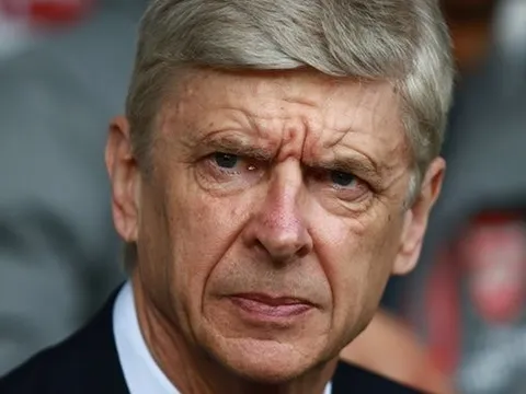NÓNG: Wenger quyết không rời Arsenal