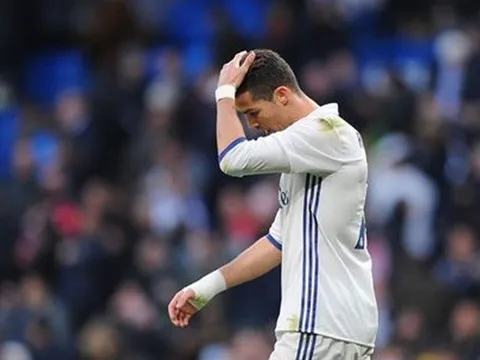 Ở Madrid, có một thứ đã chết với Ronaldo