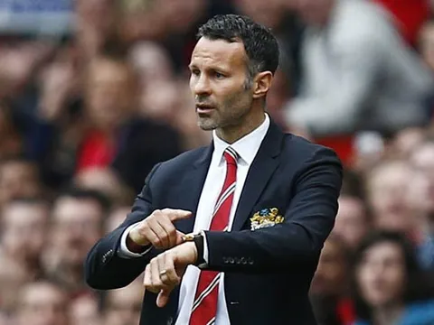 "Ở Man United rất cô độc"