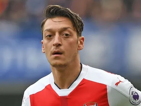 'Oezil nên rời Arsenal nếu muốn tìm danh hiệu lớn'