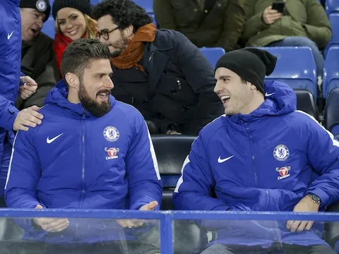 Tiền đạo tại Chelsea: Thắng làm xe, thua làm chốt