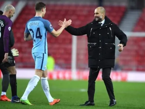 Pep giúp Man City lần đầu tiên làm được điều này trong lịch sử