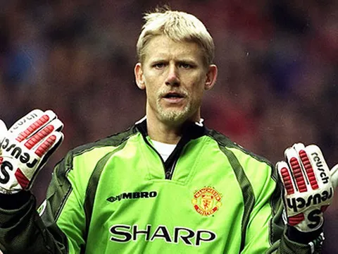 Peter schmeichel: Thủ thành vĩ đại nhất của M.U