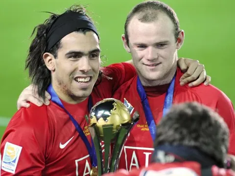 Pha phối hợp như chơi game của Wayne Rooney và Carlos Tevez