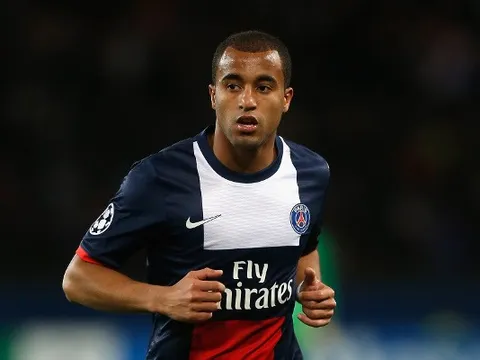 Pha solo tuyệt hảo của Lucas Moura từ giữa sân