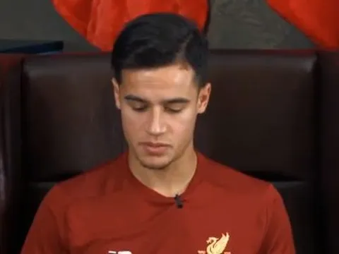 Philippe Coutinho bập bẹ hét bài 'Lose Yourself' của Eminem