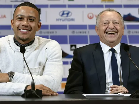 PSG tiếc đứt ruột khi mua hụt Memphis Depay