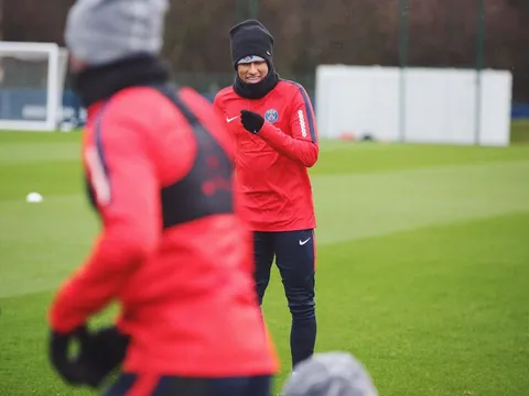 PSG tươi tắn hội quân sau kì nghỉ dài
