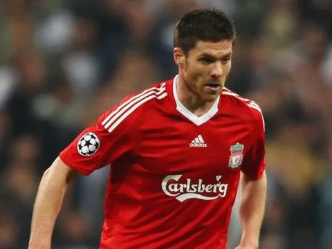 Quá khứ huy hoàng của Xabi Alonso tại Liverpool