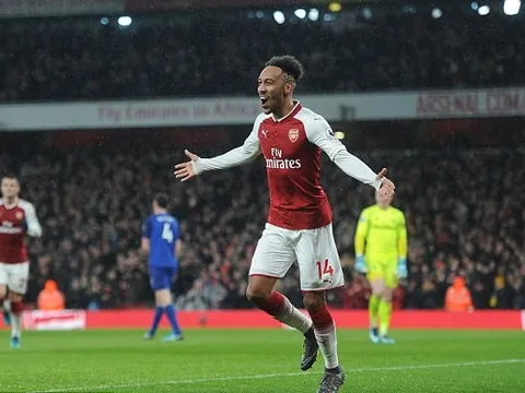 Quan điểm: Aubameyang không phải đấng cứu thế!