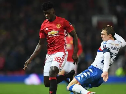 Ra mắt trước Wigan, sao trẻ Man Utd được tưởng thưởng