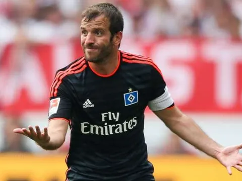 Rafael van der Vaart - Kẻ thù không đội trời chung của Ibrahimovic