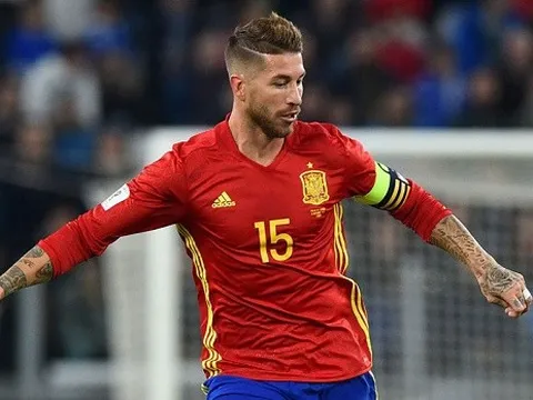 Ramos chế nhạo nhận xét của Pique