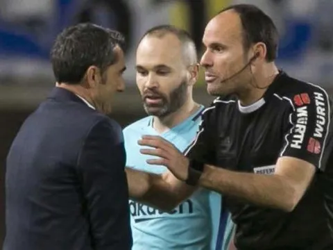 Những tiếng còi méo của trọng tài trận Barca 1-1 Las Palmas