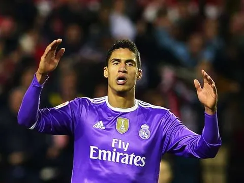 Real lâm nguy: Varane lỡ một loạt đại chiến, có cả Siêu kinh điển