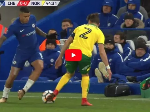 Robert Kenedy chơi rất hay trước Norwich City
