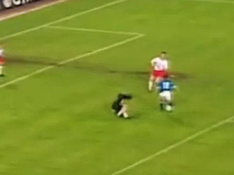 Roberto Baggio, đuôi gà thần thánh đã bước sang tuổi 51