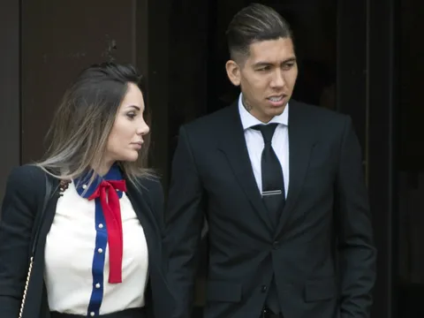 Firmino hối hận vì lái xe trong tình trạng say rượu