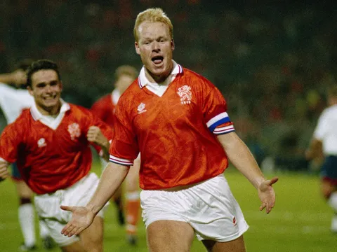 Ronald Koeman - Hậu vệ với lực sút kinh hoàng