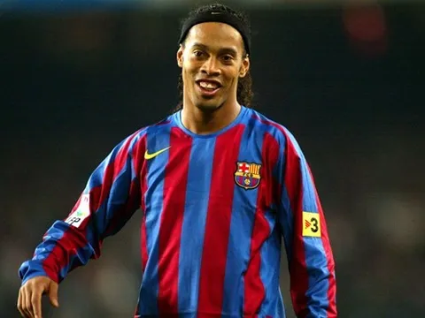 Ronaldinho không thể dự đoán trận PSG và Barca