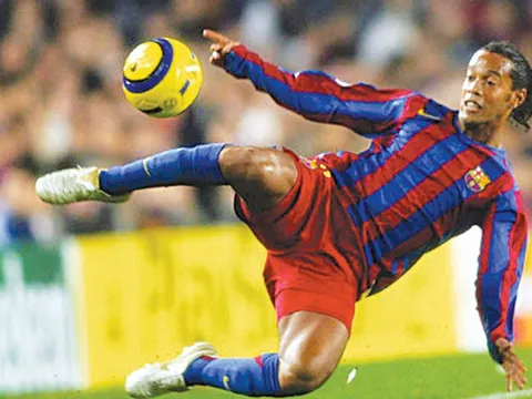 Ronaldinho tung 'vũ khí' tấn công vào thị trường âm nhạc