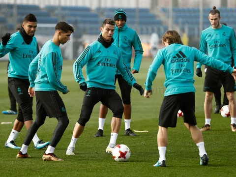 Ronaldo cật lực tập luyện, chờ khai hỏa đầu năm