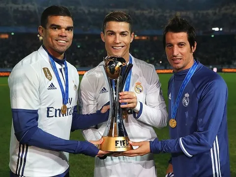 Ronaldo lo lắng vì bạn thân sắp rời Real