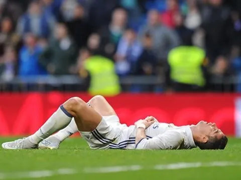 Ronaldo giữa ranh giới số 1 và số 0
