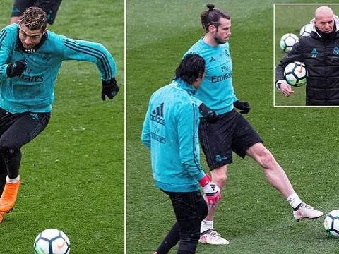 Ronaldo khiến đồng đội mệt lả trong cơn mưa tuyết