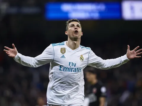 Ronaldo thực hiện 50 hat-trick như thế nào?