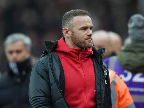 Rooney tiếp tục ngồi ngoài ở chung kết League Cup