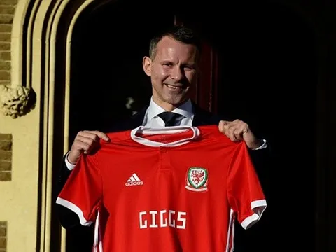 Ryan Giggs rạng rỡ ngày nắm đội tuyển xứ Wales